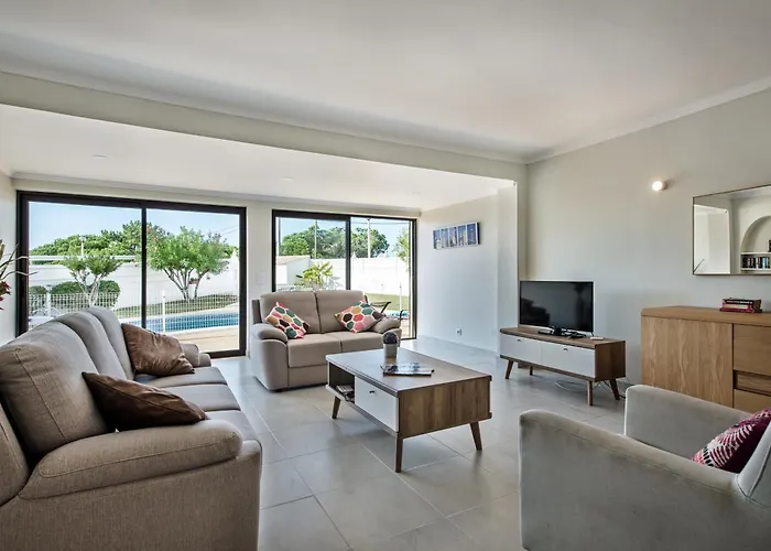 Villa Isabel By Algarve Holidays *